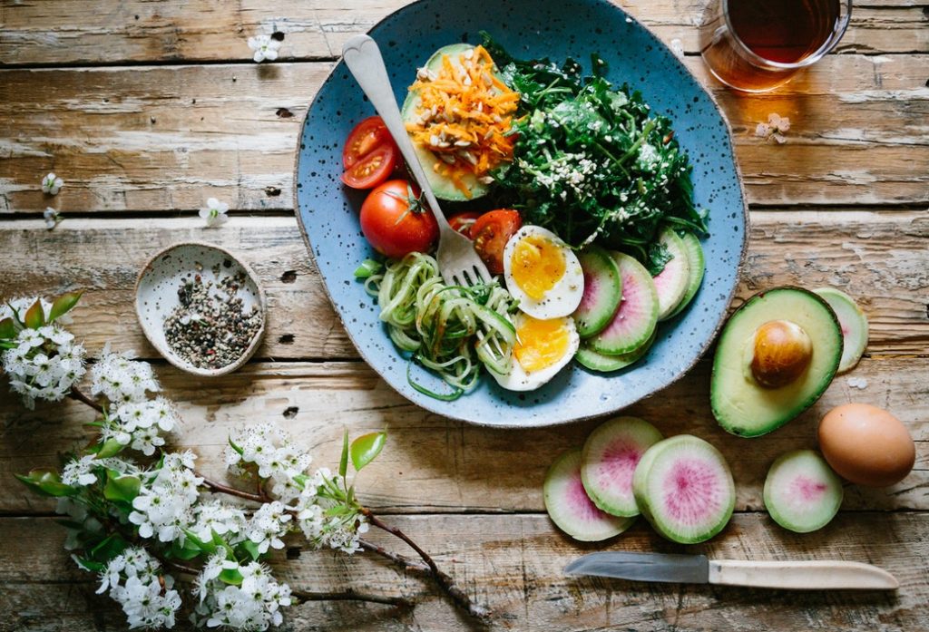 Tomato and avocado egg salad